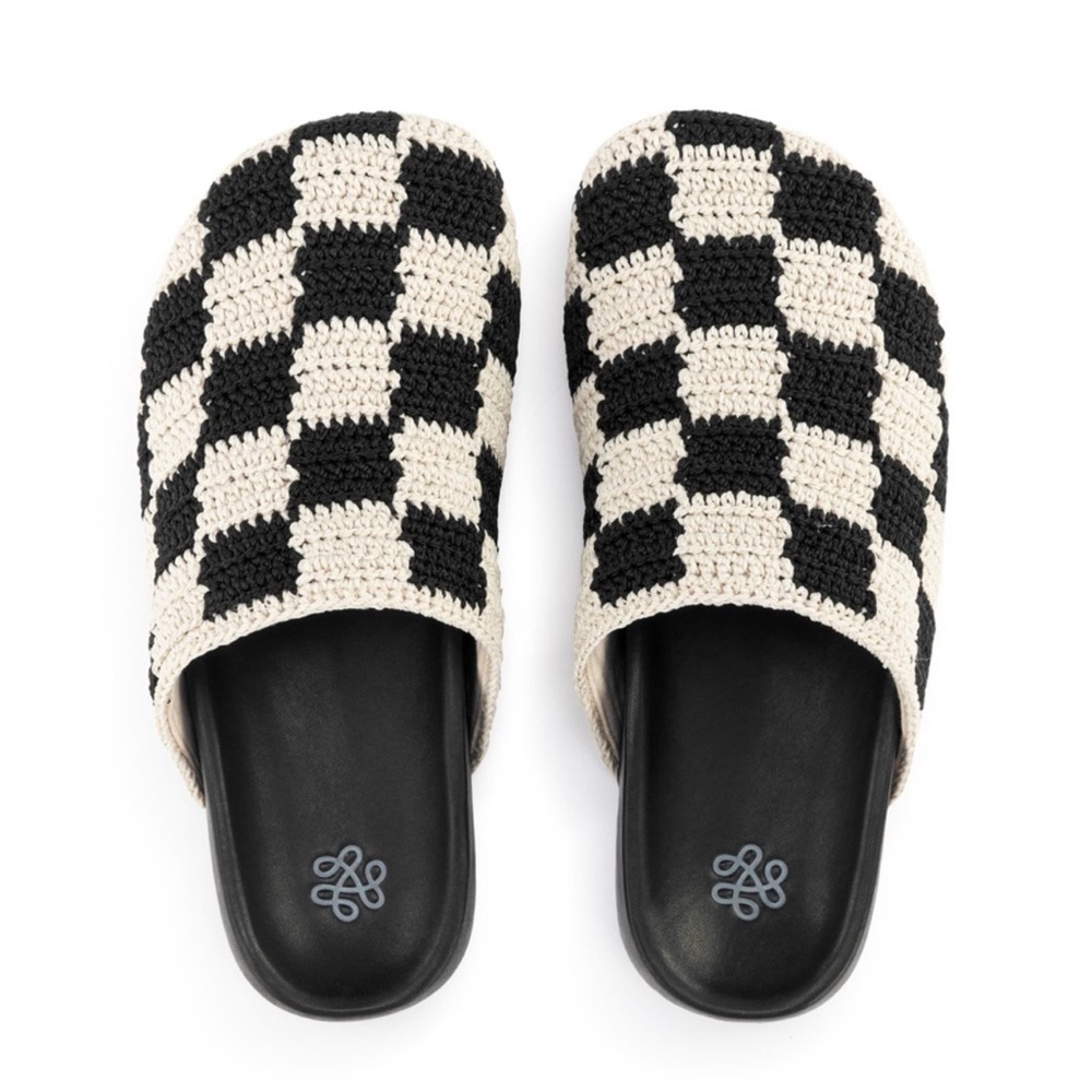 The Sak Women's Bolinas Black White Checkered Crochet Clog - Picture 2 of 12